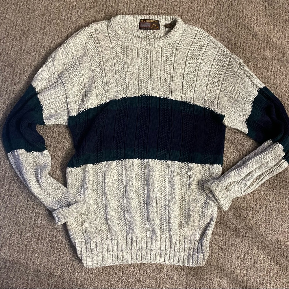 Authentic Issue over size sweater